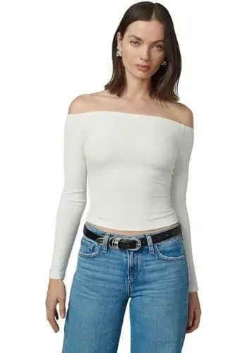 The Devin Off-The-Shoulder Top